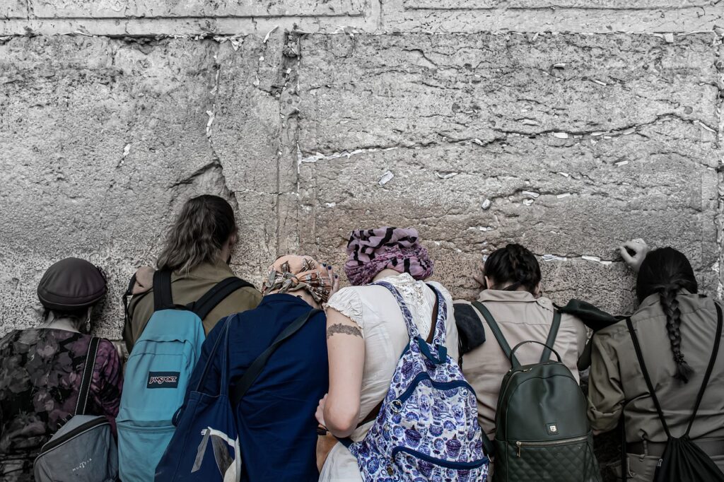 praying, the wall, jerusalem